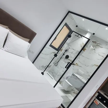 Platinum The Hotell *